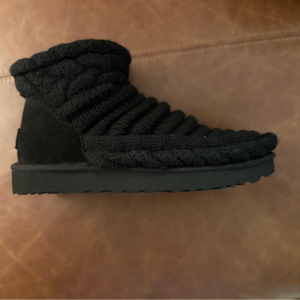 UGG Black Sole Knit Boots (NWOT)